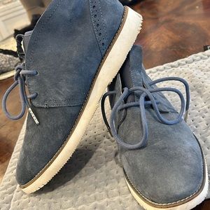 Blue Suede Extremely Comfy Hush Puppies Walking Shoes-sz 8